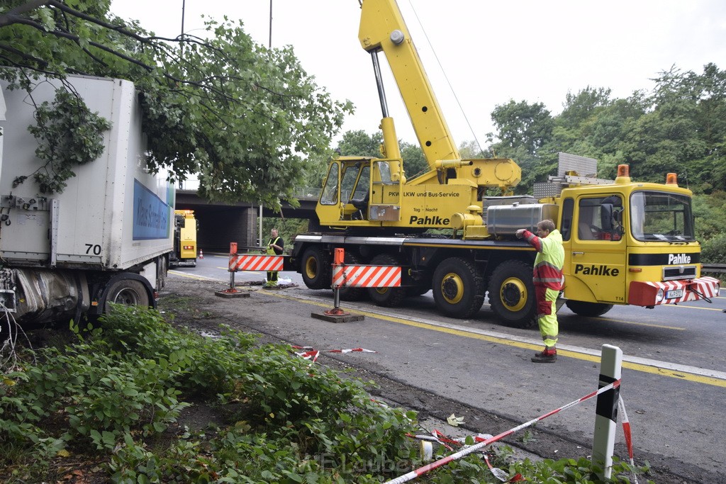 Schwerer VU A 3 Rich Oberhausen Hoehe AK Leverkusen P340.JPG - Miklos Laubert